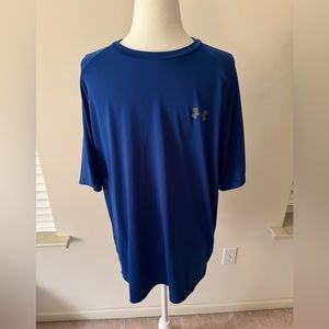 Men’s Under Armour T-shirt - Size L